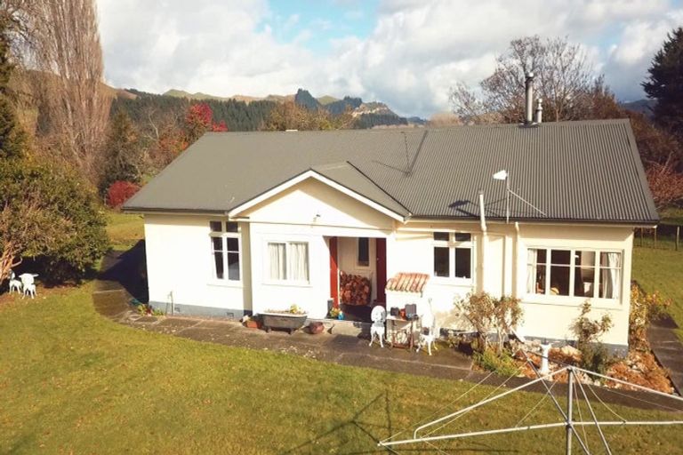 Photo of property in 1091 Torere Road, Taoroa Junction, Taihape, 4793