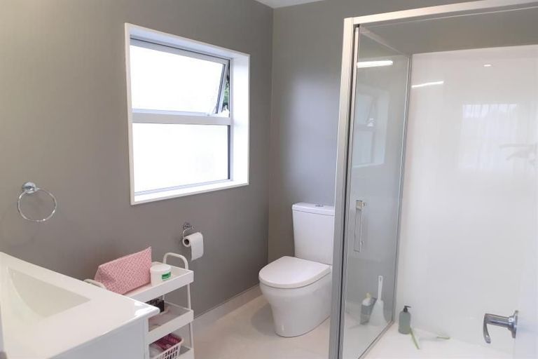 Photo of property in 5 Danden Way, Pukekohe, 2120