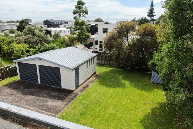 Photo of property in 25 Snell Crescent, Waihi Beach, 3611