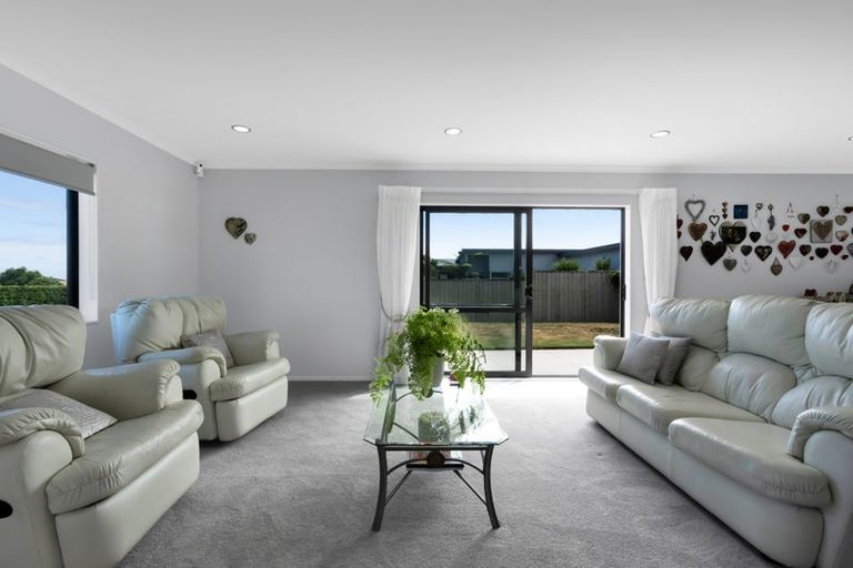 Photo of property in 50 Penrod Drive, Bell Block, New Plymouth, 4312