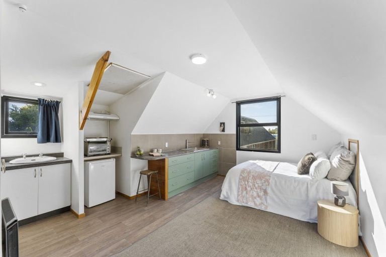 Photo of property in 109 Main North Road, Woodend, 7610