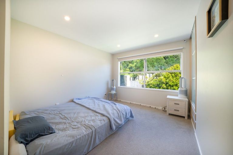 Photo of property in 27a Comber Place, Johnsonville, Wellington, 6037
