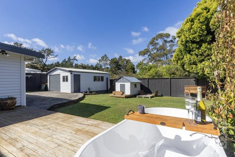 Photo of property in 50 Oraha Road, Huapai, Kumeu, 0892