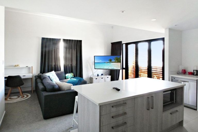 Photo of property in 4a Meteor Road, Hobsonville, Auckland, 0616