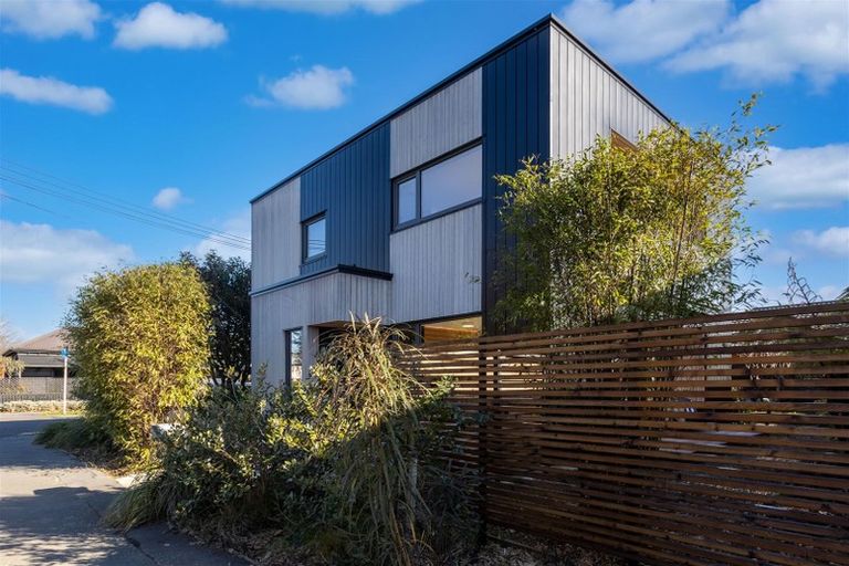 Photo of property in 11 Church Square, Addington, Christchurch, 8024