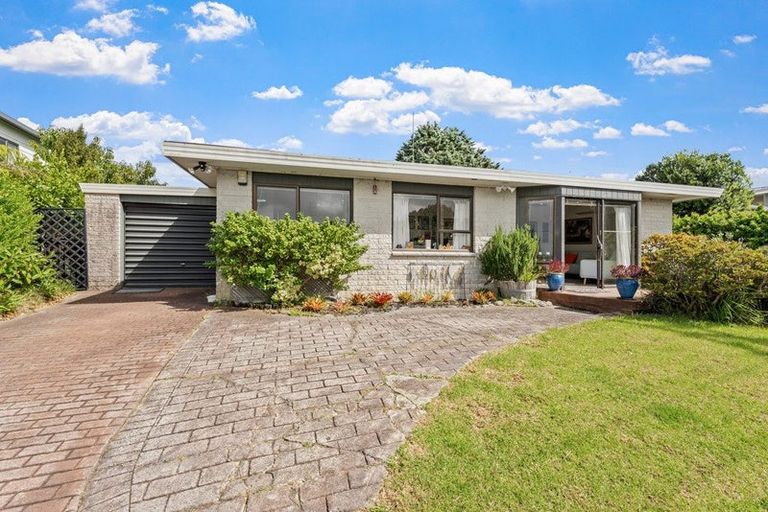 Photo of property in 38 Scott Road, Stanmore Bay, Whangaparaoa, 0932