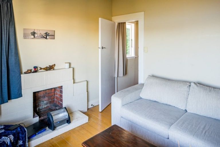 Photo of property in 14 Moana Road, Plimmerton, Porirua, 5026