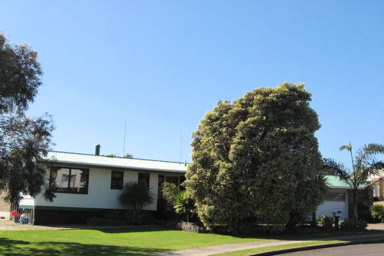 Photo of property in 15 The Glebe, Coastlands, Whakatane, 3120