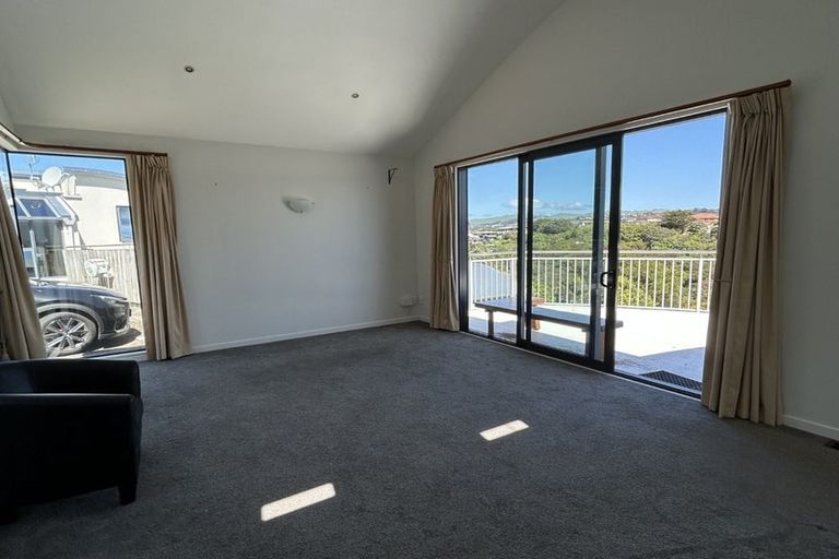 Photo of property in 59a Mana View Road, Paremata, Porirua, 5026