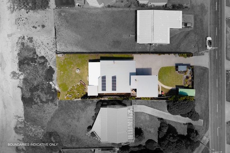 Photo of property in 103 Pukehina Parade, Pukehina, Te Puke, 3189