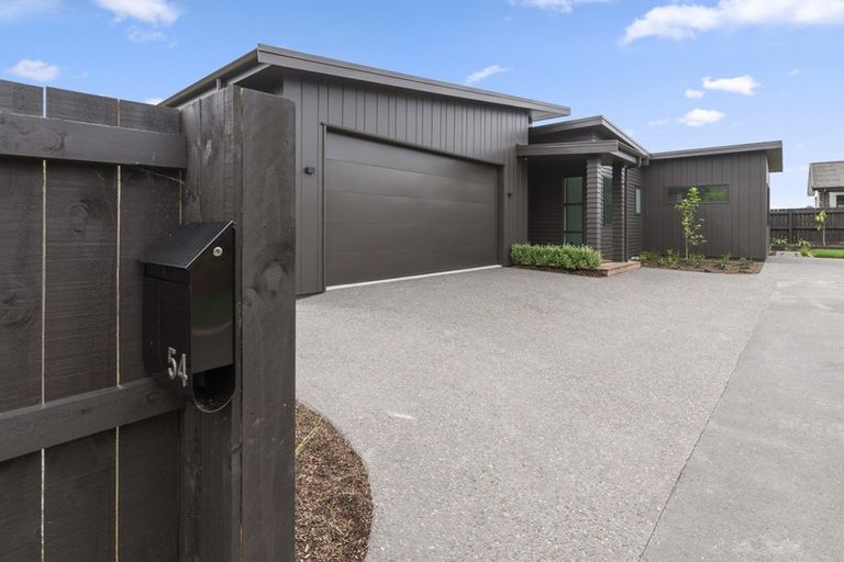 Photo of property in 54 Hamon Place, Pukehangi, Rotorua, 3015