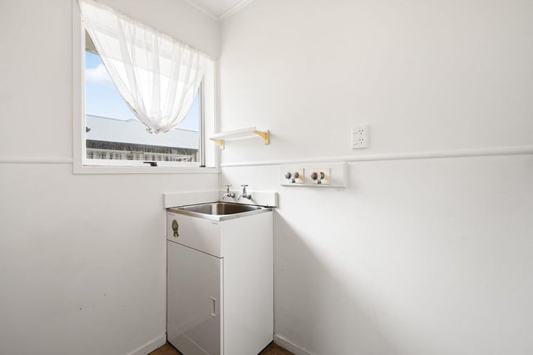 Photo of property in 42 Fifth Avenue, Enderley, Hamilton, 3214