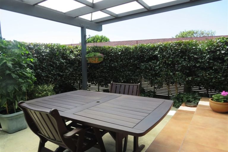 Photo of property in 63a Winchester Street, Levin, 5510