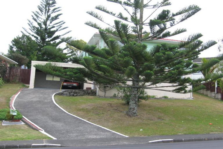 Photo of property in 32 Juniper Road, Sunnynook, Auckland, 0620