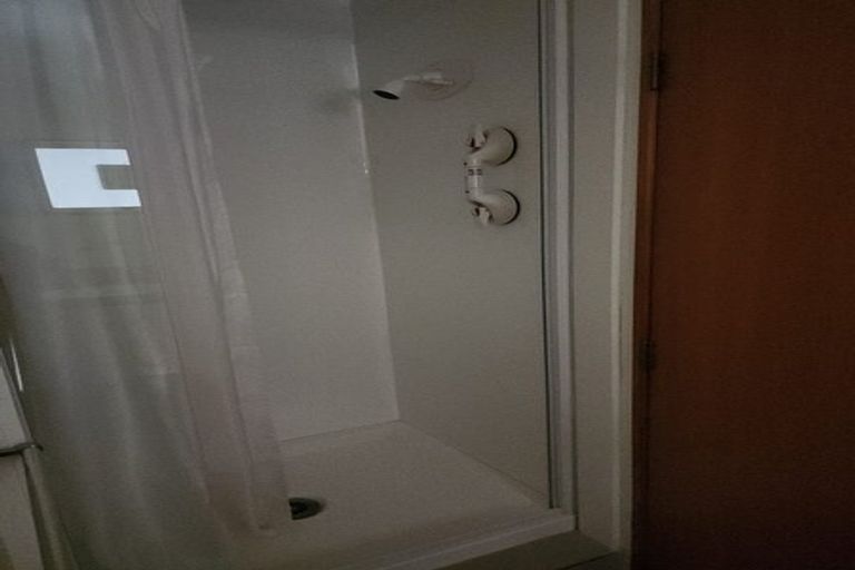 Photo of property in 22 Shortland Street, Regent, Whangarei, 0112