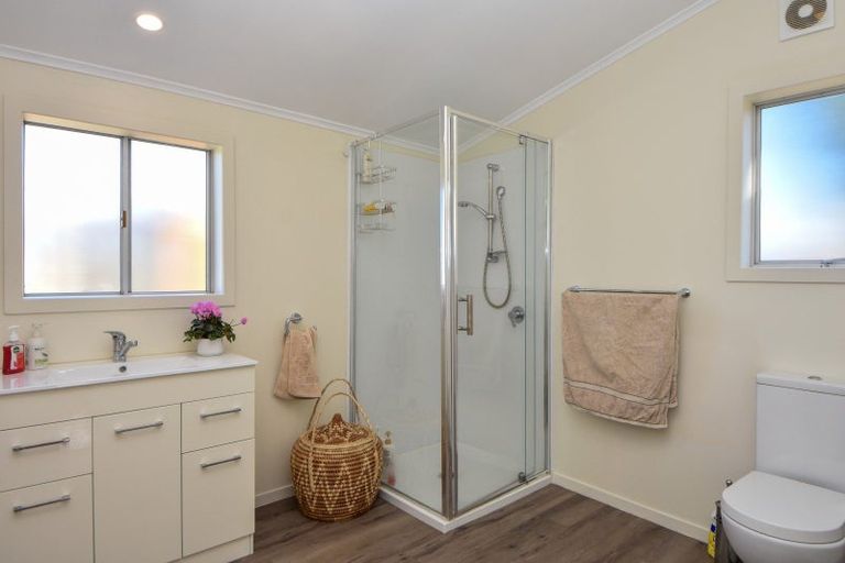 Photo of property in 108 Broadway, Carterton, 5713