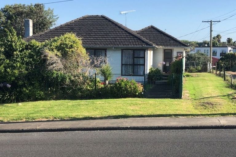 Photo of property in 13 Boundary Road, Opaheke, Papakura, 2113