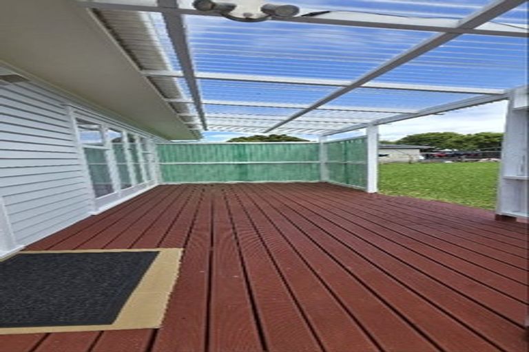 Photo of property in 67 View Road, Henderson, Auckland, 0612