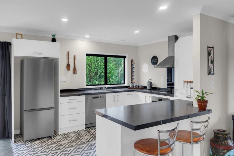 Photo of property in 28 River View Road, Morrinsville, 3300