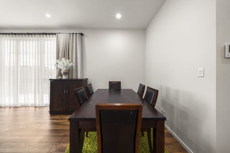 Photo of property in 9 Bremner Ridge Street, Flat Bush, Auckland, 2019