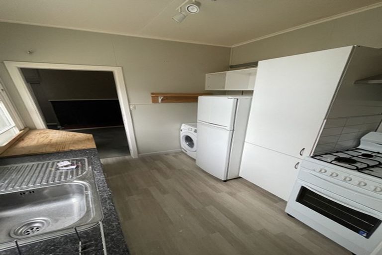 Photo of property in 28 Macdonald Crescent, Te Aro, Wellington, 6011