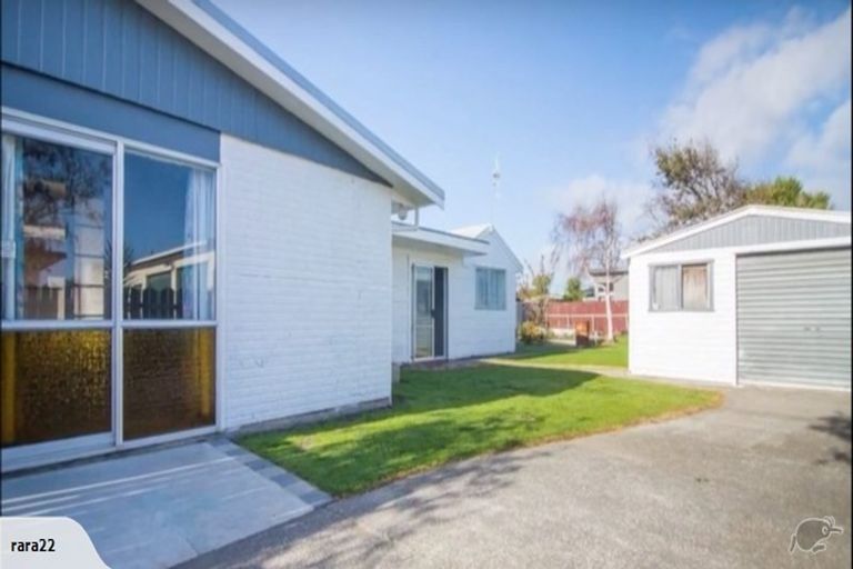 Photo of property in 12 Edinburgh Terrace, Foxton Beach, Foxton, 4815