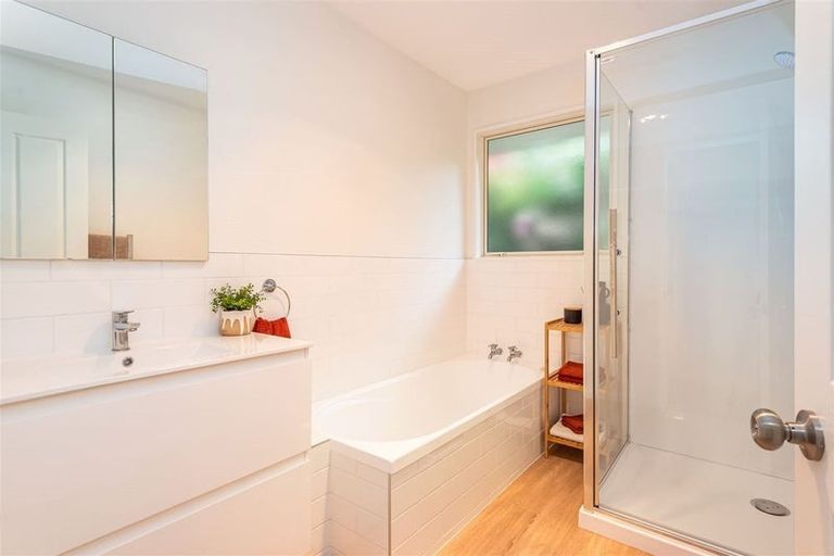 Photo of property in 20 Wendy Place, Heathcote Valley, Christchurch, 8022