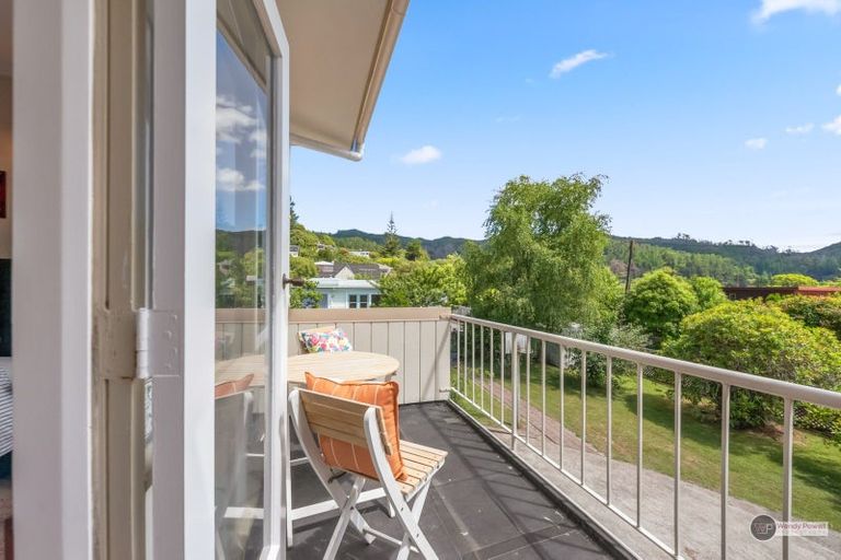 Photo of property in 44 Manuka Street, Stokes Valley, Lower Hutt, 5019