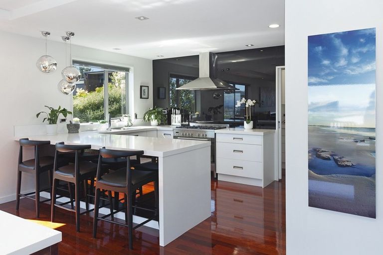 Photo of property in 16 Kenmure Drive, Huntsbury, Christchurch, 8022