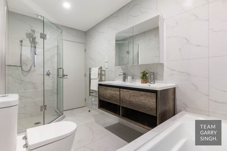 Photo of property in 4d Woodside Road, Manurewa, Auckland, 2102