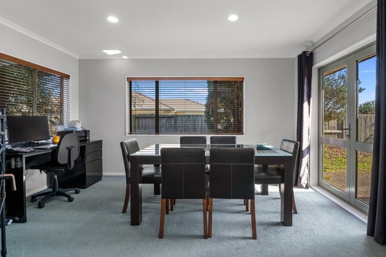 Photo of property in 8 Elmbridge Place, Owhata, Rotorua, 3010