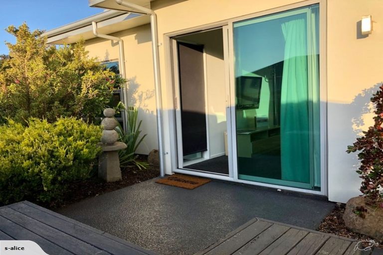 Photo of property in 11 Kenmure Drive, Huntsbury, Christchurch, 8022