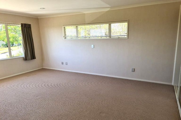 Photo of property in 21 Dunvegan Rise, East Tamaki Heights, Auckland, 2016