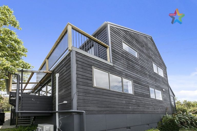 Photo of property in 22b Matuhi Street, Tirohanga, Lower Hutt, 5010