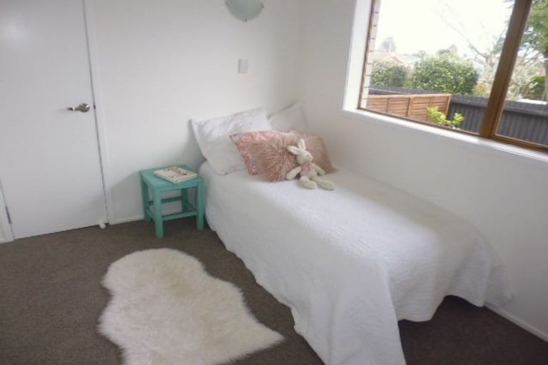 Photo of property in 2/95 Beach Road, Pahurehure, Papakura, 2113