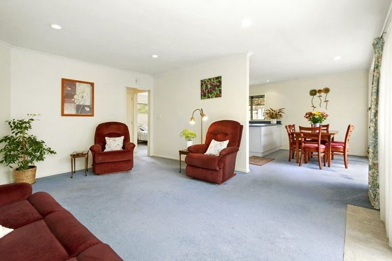 Photo of property in Redwood Village, 67/42 Main Road, Tawa, Wellington, 5028