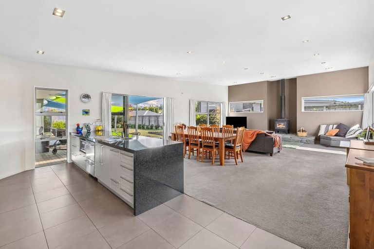 Photo of property in 79 Rob Roy Lane, Wanaka, 9305