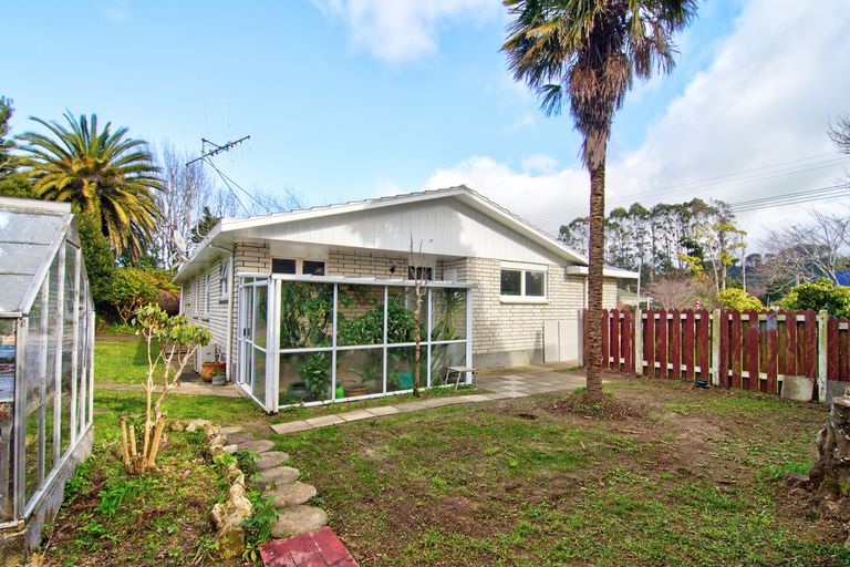 Photo of property in 26 Newman Road, Eketahuna, 4900