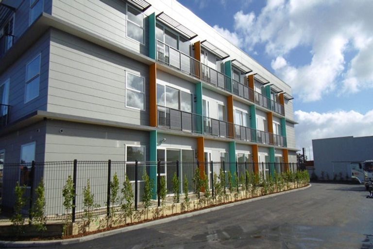 Photo of property in 19 Charles Street, Papatoetoe, Auckland, 2025