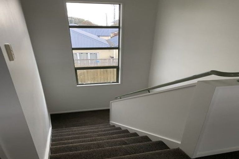 Photo of property in 49 Parade Court, Addington, Christchurch, 8024