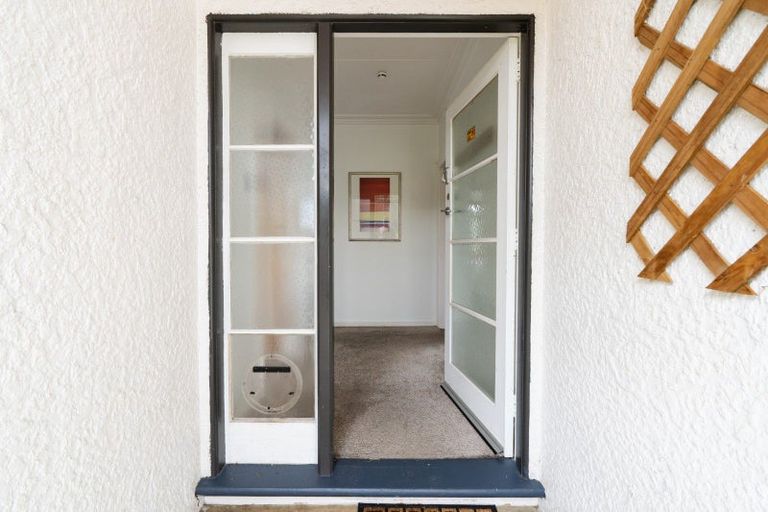 Photo of property in 66 Waldron Crescent, Green Island, Dunedin, 9018