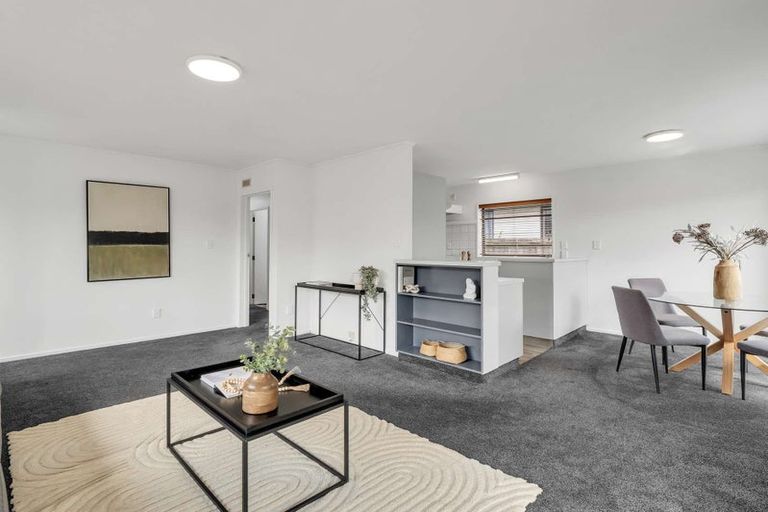 Photo of property in 6/451 Main South Road, Hornby, Christchurch, 8042