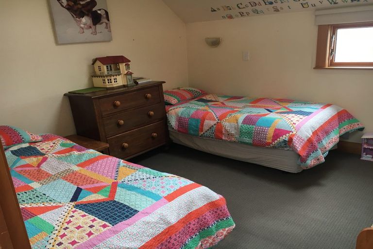 Photo of property in 3 Newman Terrace, Thorndon, Wellington, 6011