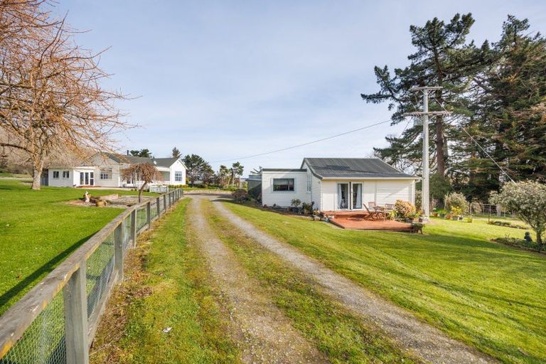 Photo of property in 185 Albert Road, Tokomaru, Palmerston North, 4474