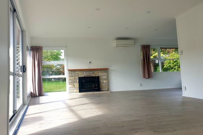 Photo of property in 60 Lynden Avenue, Hillcrest, Auckland, 0627