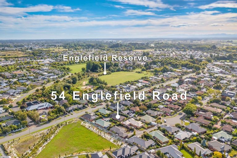 Photo of property in 54 Englefield Road, Northwood, Christchurch, 8051
