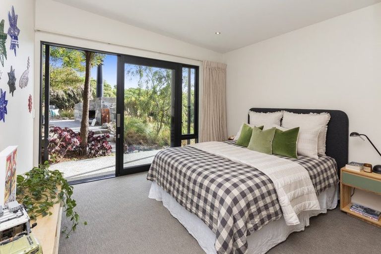 Photo of property in 190 Kennedys Bush Road, Kennedys Bush, Christchurch, 8025