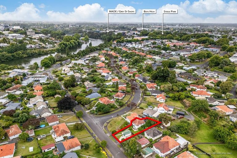 Photo of property in 24 Plunket Terrace, Hamilton East, Hamilton, 3216