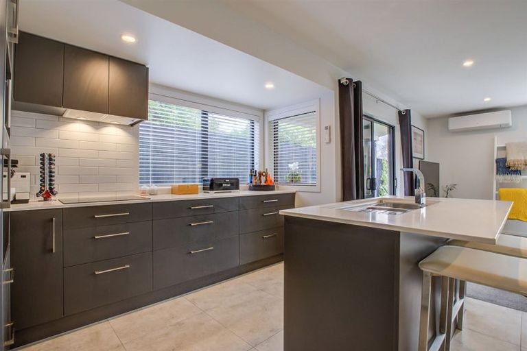 Photo of property in 1/6 Landell Place, Harrowfield, Hamilton, 3210