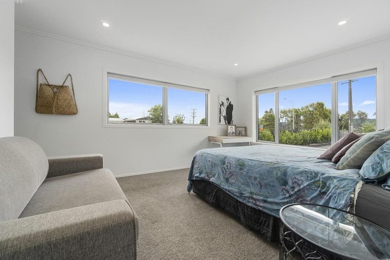 Photo of property in 395 Main Road, Huapai, Kumeu, 0810